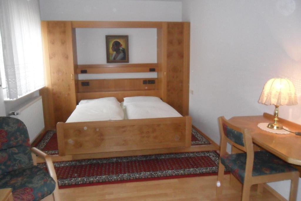 Hotel Badstube Otterberg Номер фото